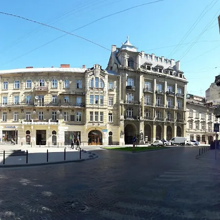 Romantic On T. Kostushka St * Lviv