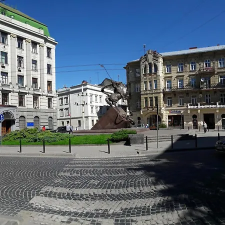 Apartment Romantic On T. Kostushka St *